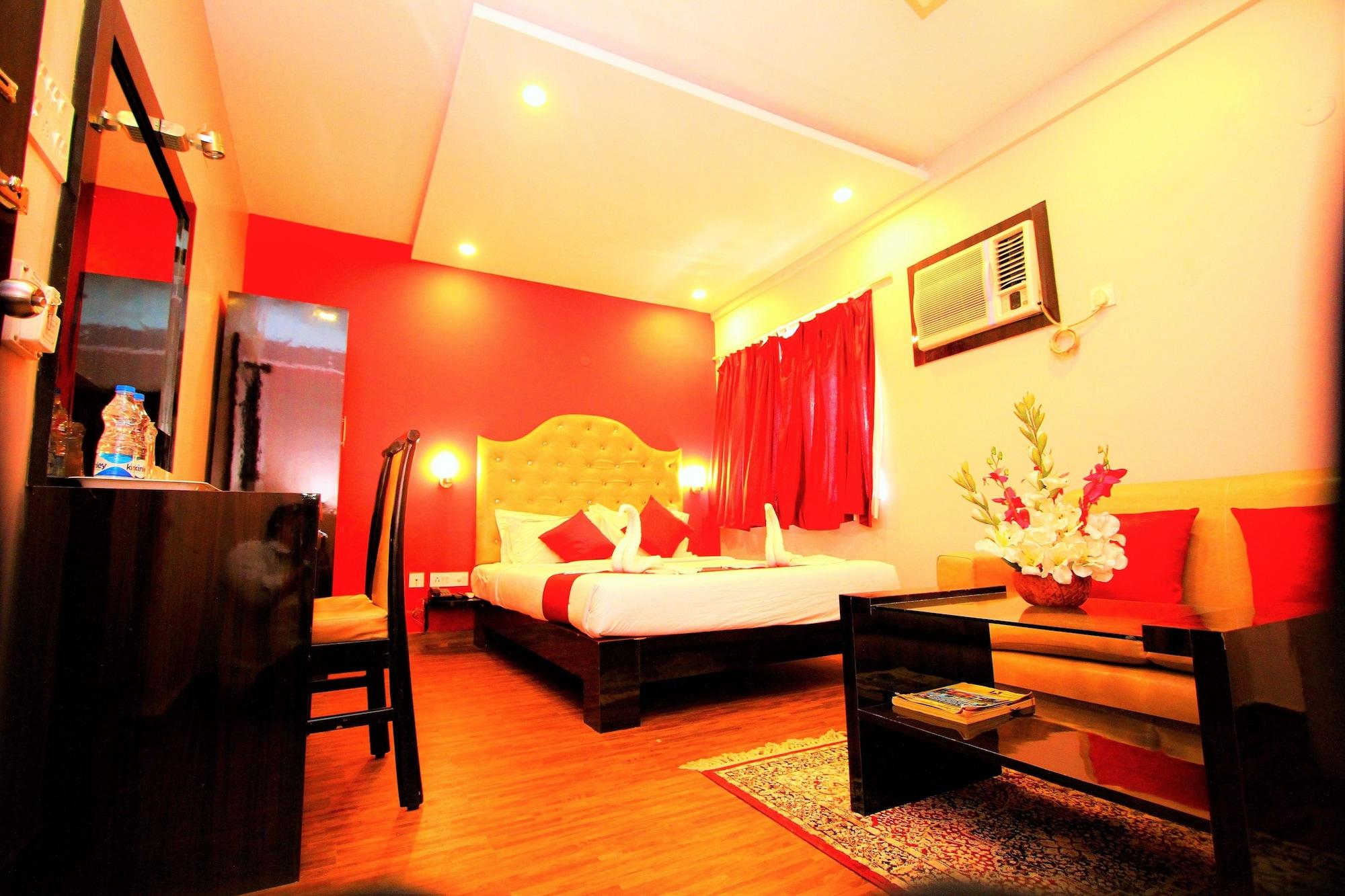 Crestwood Hotel Kolkata