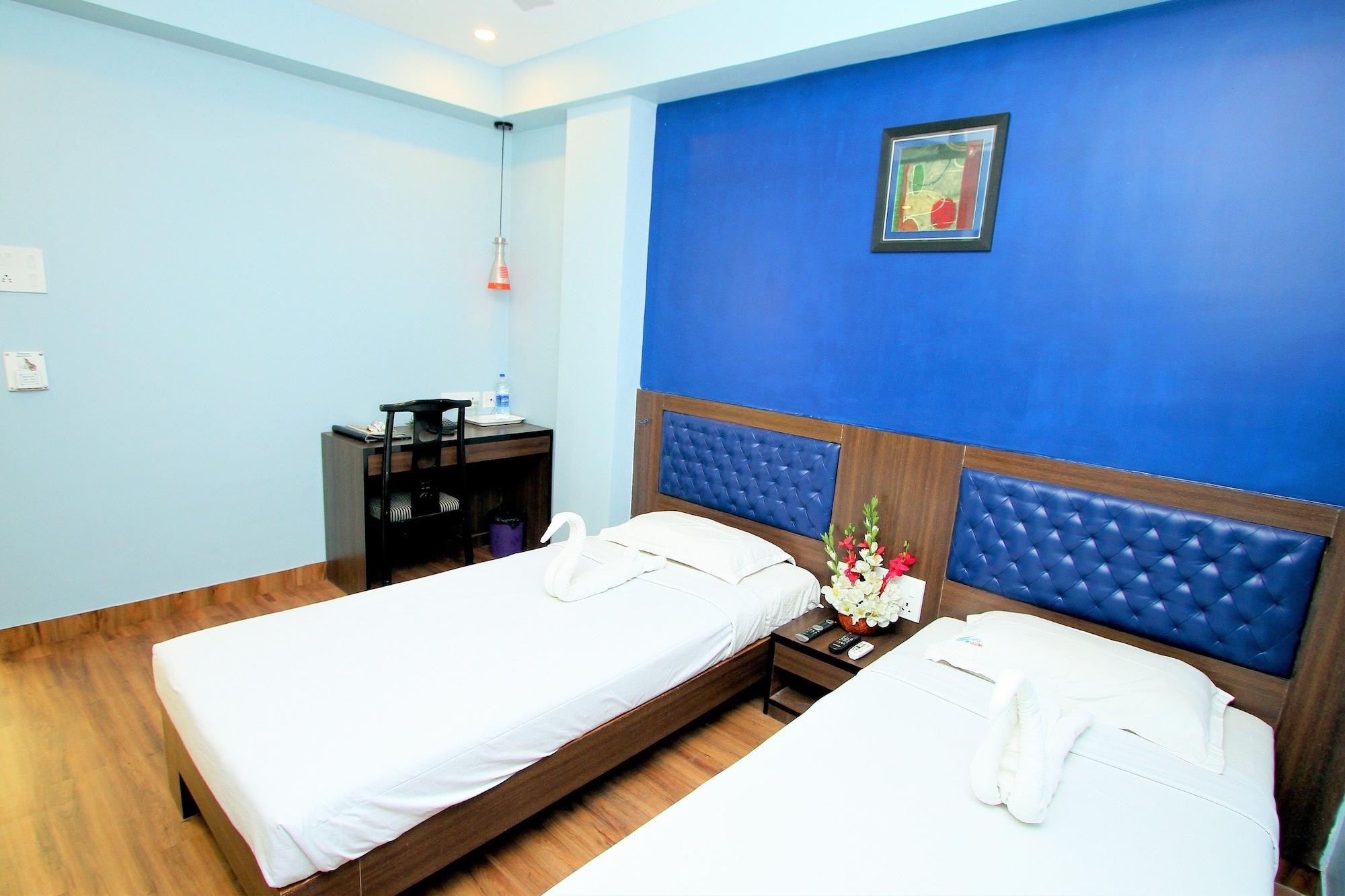 Hotel Crestwood Kolkata