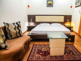 Hotel Crestwood 3*