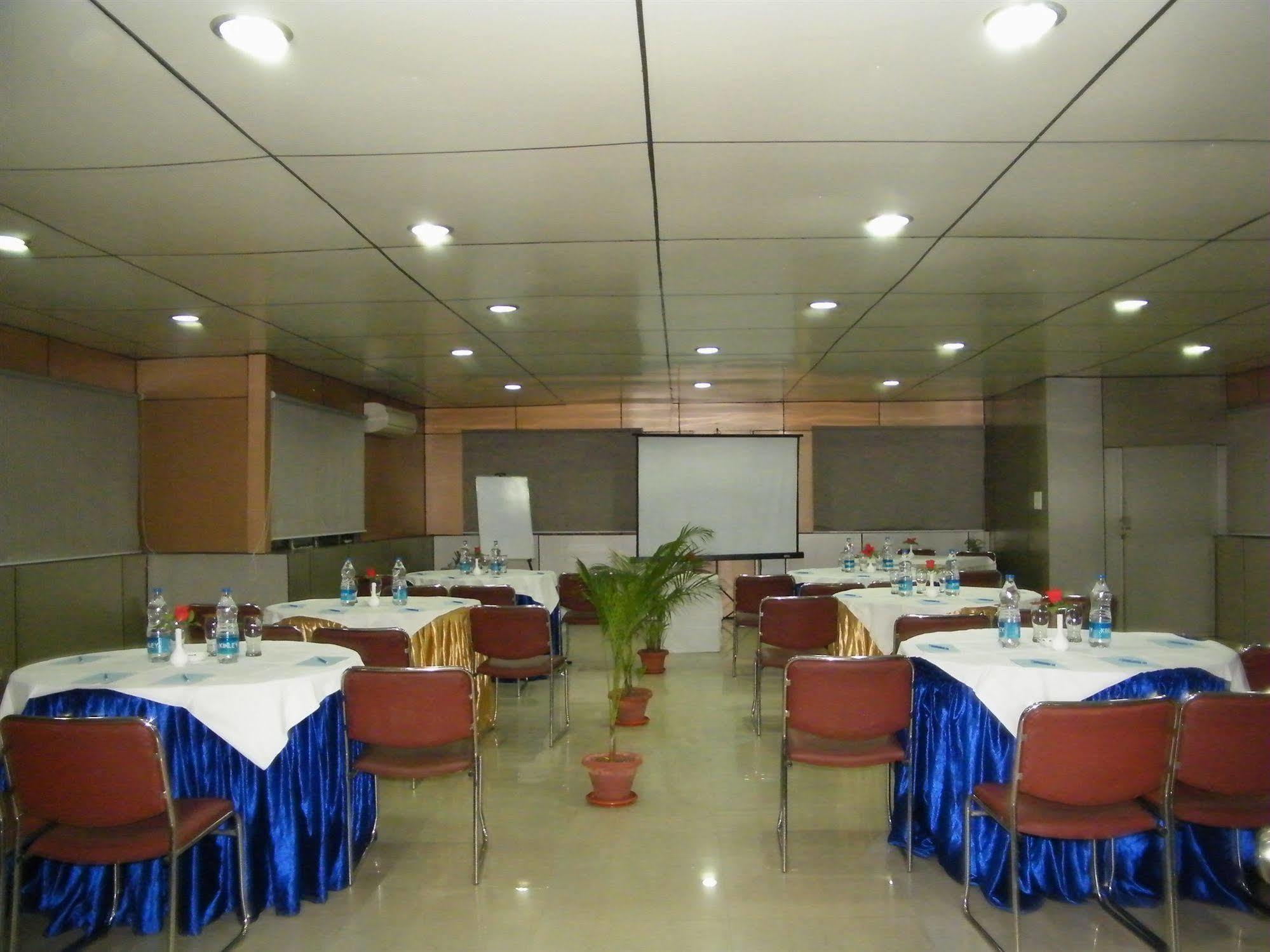 Crestwood Kolkata